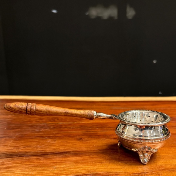 Vintage Silver Plate Tea Strainer with Drip Bowl - Picture 8 of 8